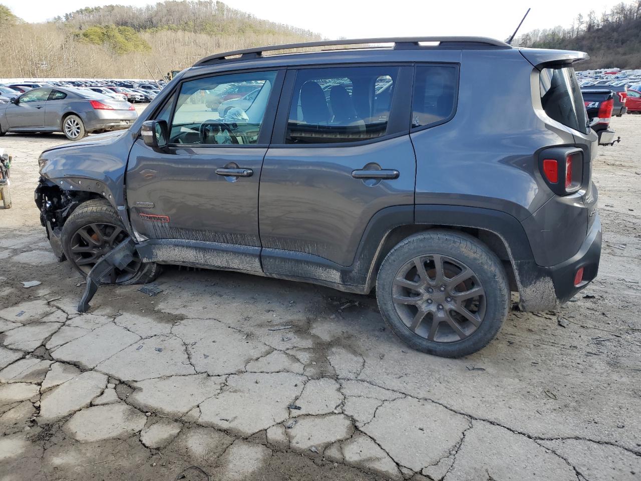 2016 Jeep Renegade VIN ZACCJBBT8GPD25822 Copart auction photo, front end / side damage thumbnail 2