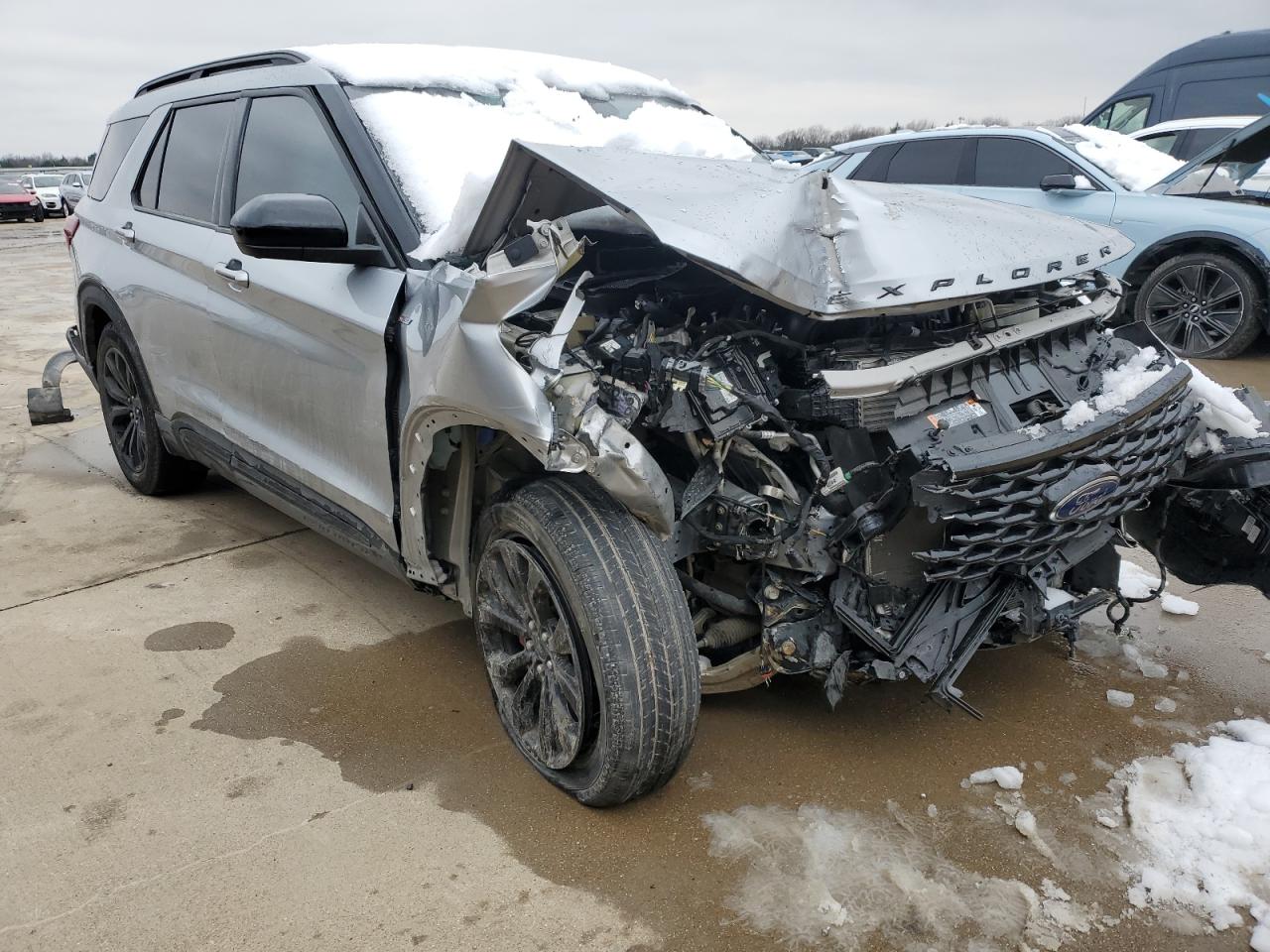 2022 Ford Explorer VIN 1FMSK7KH6NGA27535 Copart auction photo, front end damage thumbnail 4