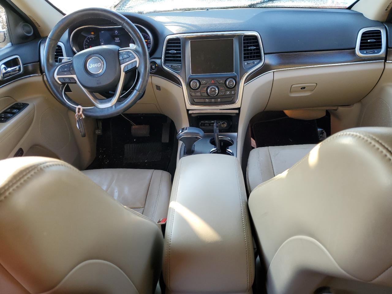 2015 Jeep Grand Cherokee VIN 1C4RJFBG0FC631999 Copart auction photo, front end / side damage thumbnail 8