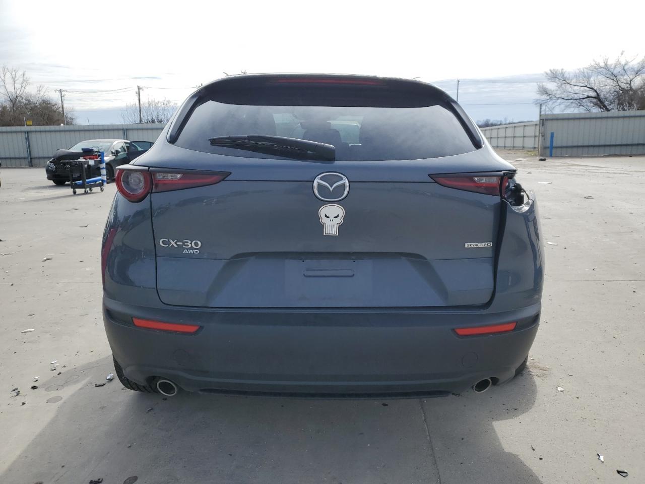 2024 Mazda CX-30 VIN 3MVDMBCM6RM642344 Copart auction photo, side / rear end damage thumbnail 6