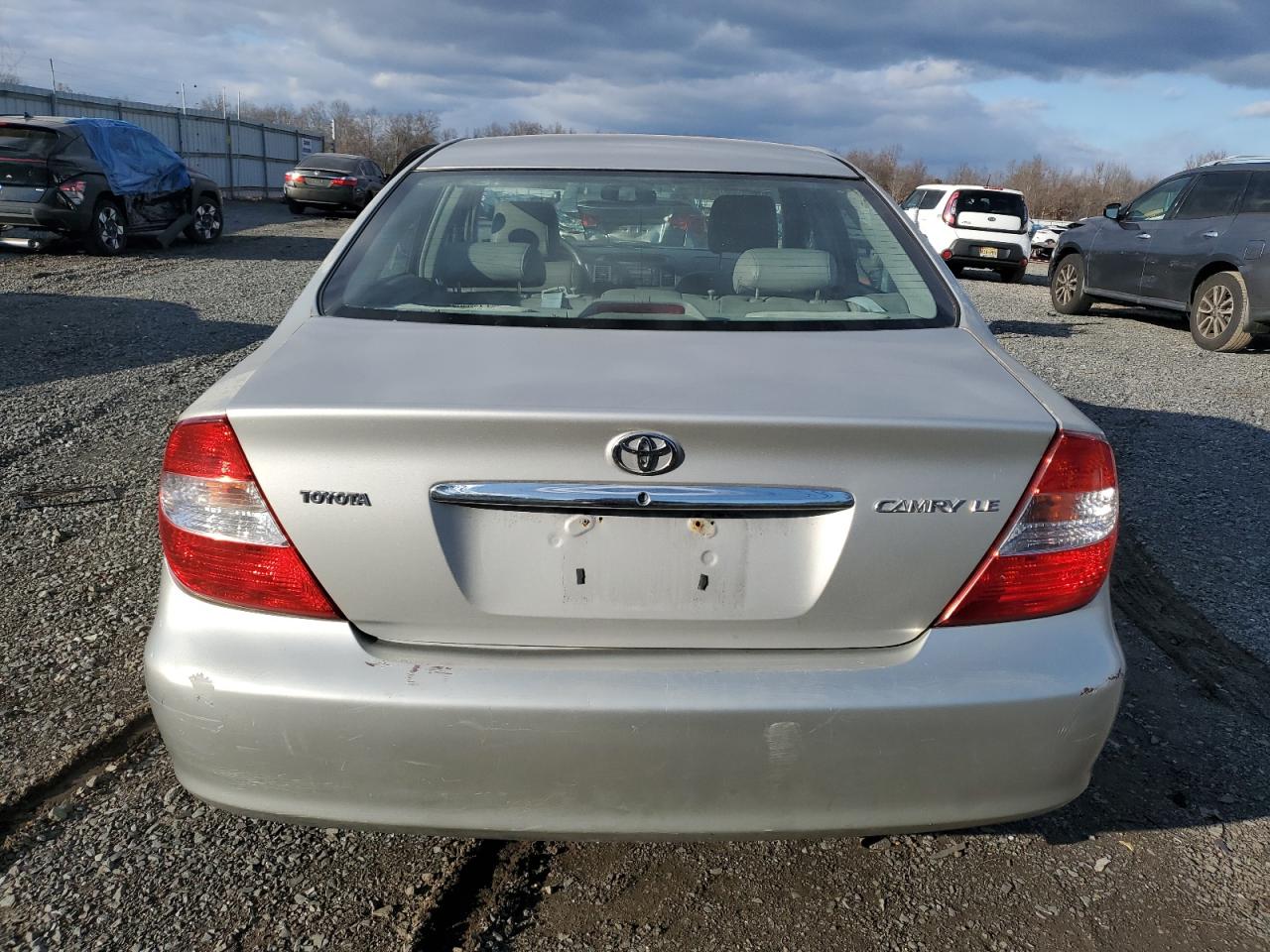 2004 Toyota Camry VIN 4T1BE32K04U849288 Copart auction photo, side / rear end damage thumbnail 6