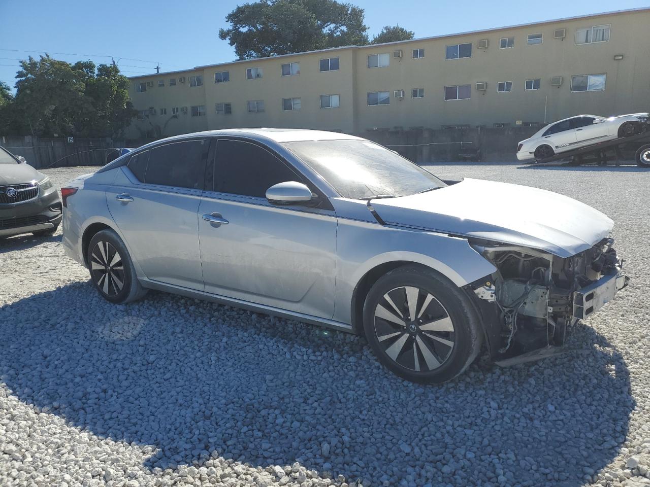2020 Nissan Altima VIN 1N4BL4EVXLC123681 Copart auction photo, front end damage thumbnail 4
