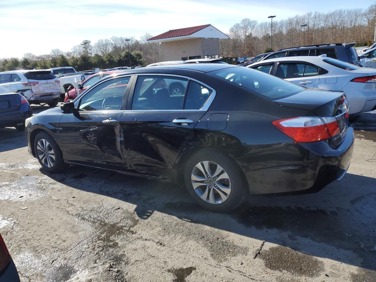 2015 Honda Accord VIN 1HGCR2F34FA137785 Copart auction photo, side / minor dent/scratches damage thumbnail 2