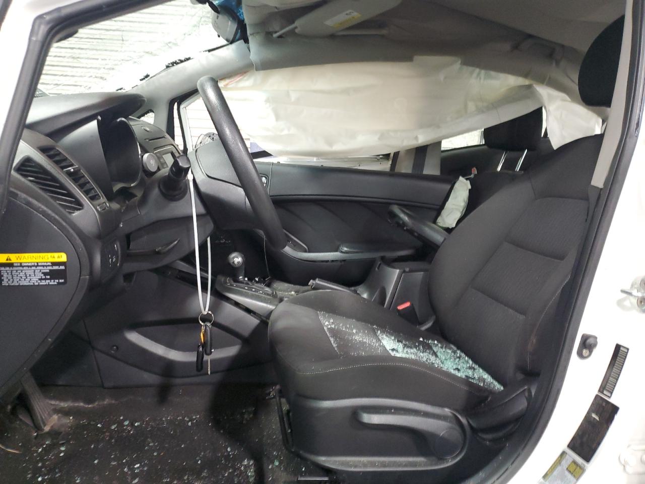 2016 KIA Forte VIN KNAFK4A63G5611018 Copart auction photo, all over damage thumbnail 7