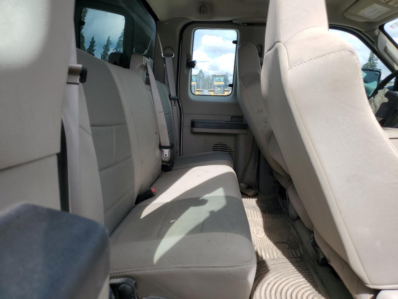2008 Ford F250 VIN 1FTSX21548EB73254 Copart auction photo, mechanical / front end damage thumbnail 10