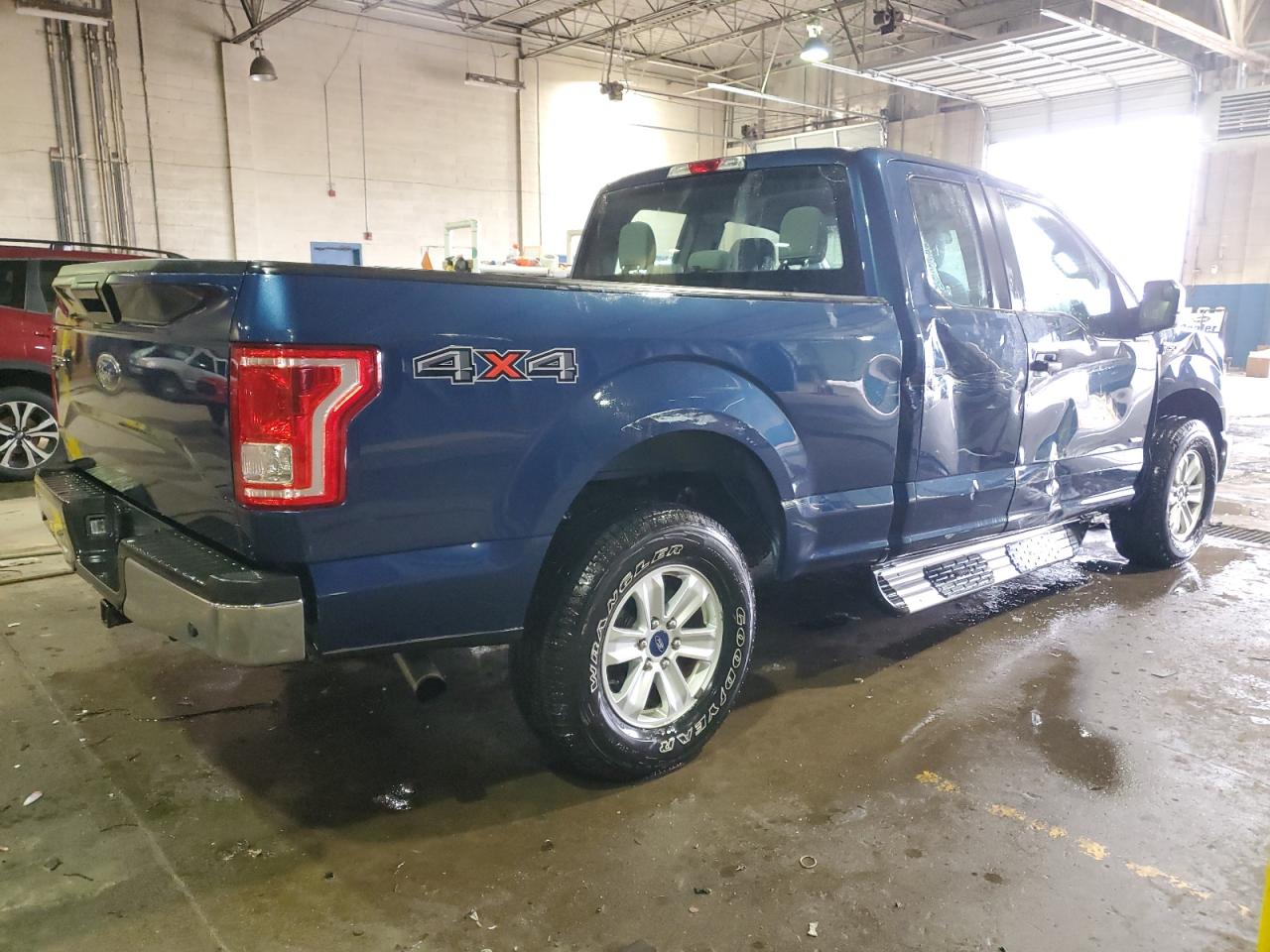 2015 Ford F-150 VIN 1FTEX1EP5FKF00519 Copart auction photo, side / front end damage thumbnail 3