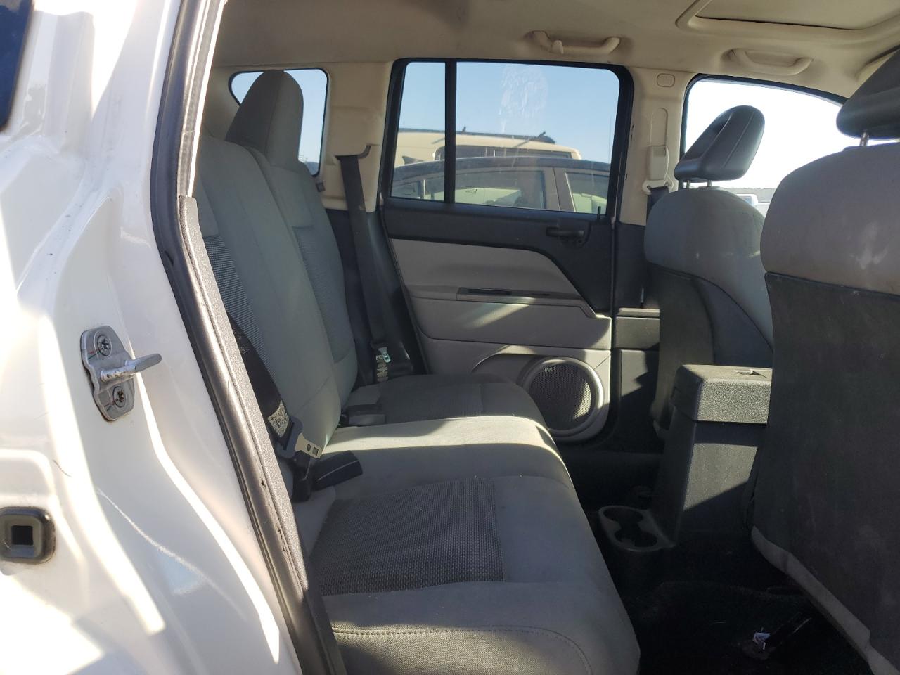 2007 Jeep Compass VIN 1J8FT47W47D180906 Copart auction photo, all over damage thumbnail 12