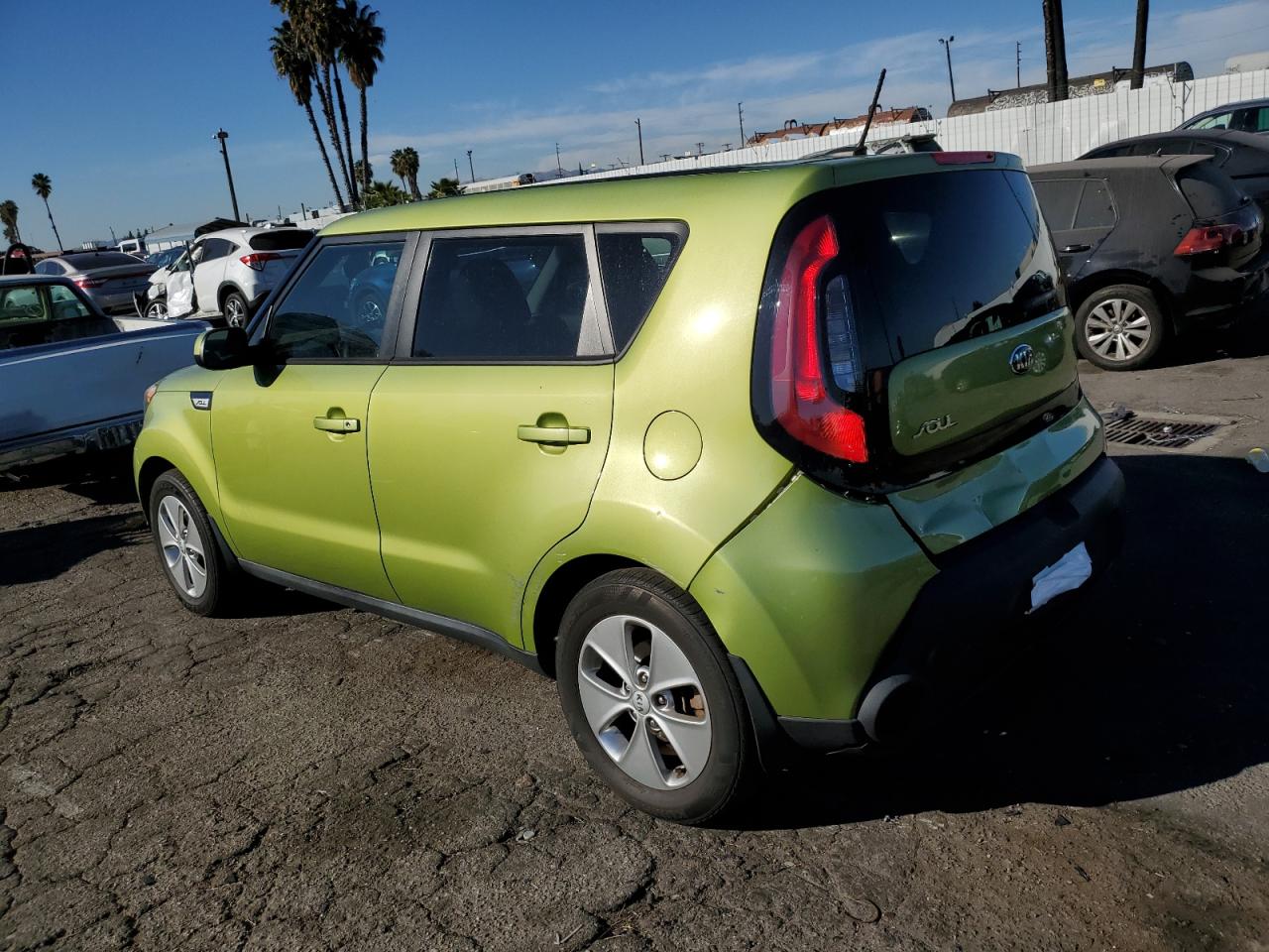 2015 KIA Soul VIN KNDJN2A20F7817003 Copart auction photo, rear end / minor dent/scratches damage thumbnail 2