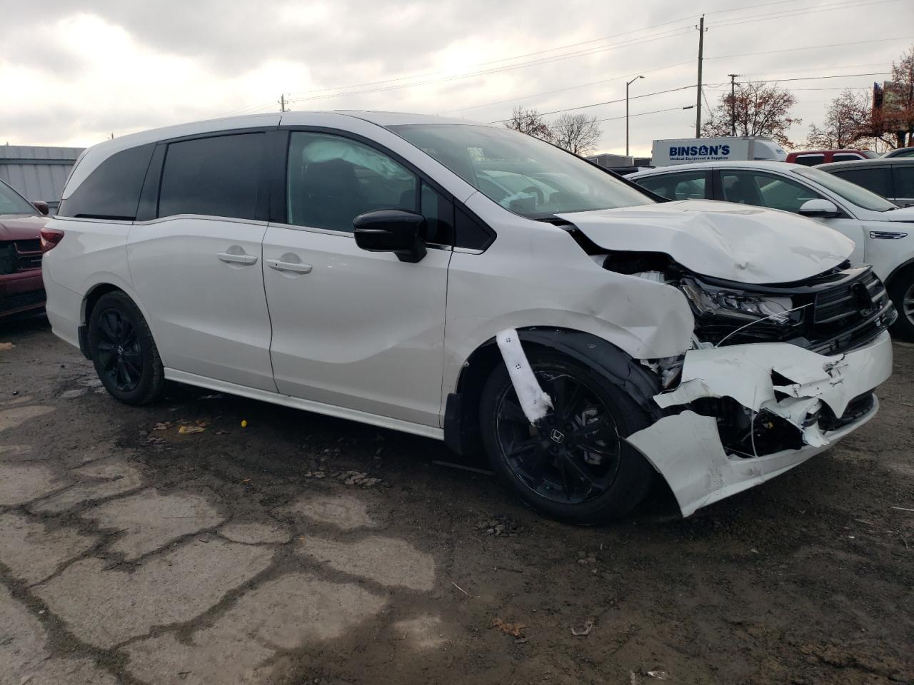 2024 Honda Odyssey VIN 5FNRL6H74RB075057 Copart auction photo, all over damage thumbnail 4