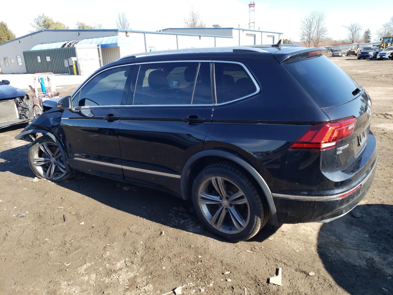2019 Volkswagen Tiguan VIN 3VV2B7AX6KM051396 Copart auction photo, all over damage thumbnail 2