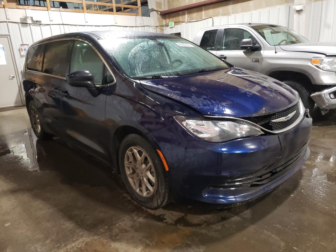 2017 Chrysler Pacifica VIN 2C4RC1CG0HR665513 Copart auction photo, front end damage thumbnail 4