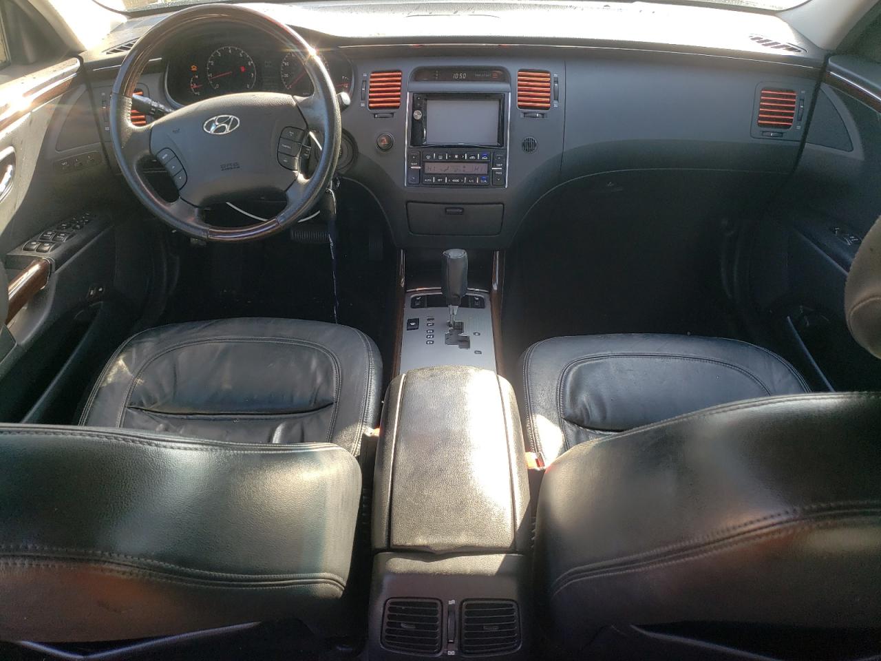 2010 Hyundai Azera VIN KMHFC4DF7AA450601 Copart auction photo, side / minor dent/scratches damage thumbnail 8