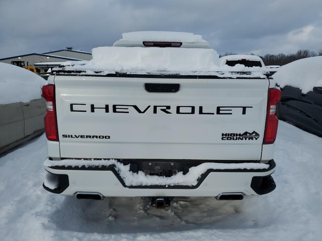 2022 Chevrolet Silverado VIN 1GCUYHED2NZ135584 Copart auction photo, front end damage thumbnail 6