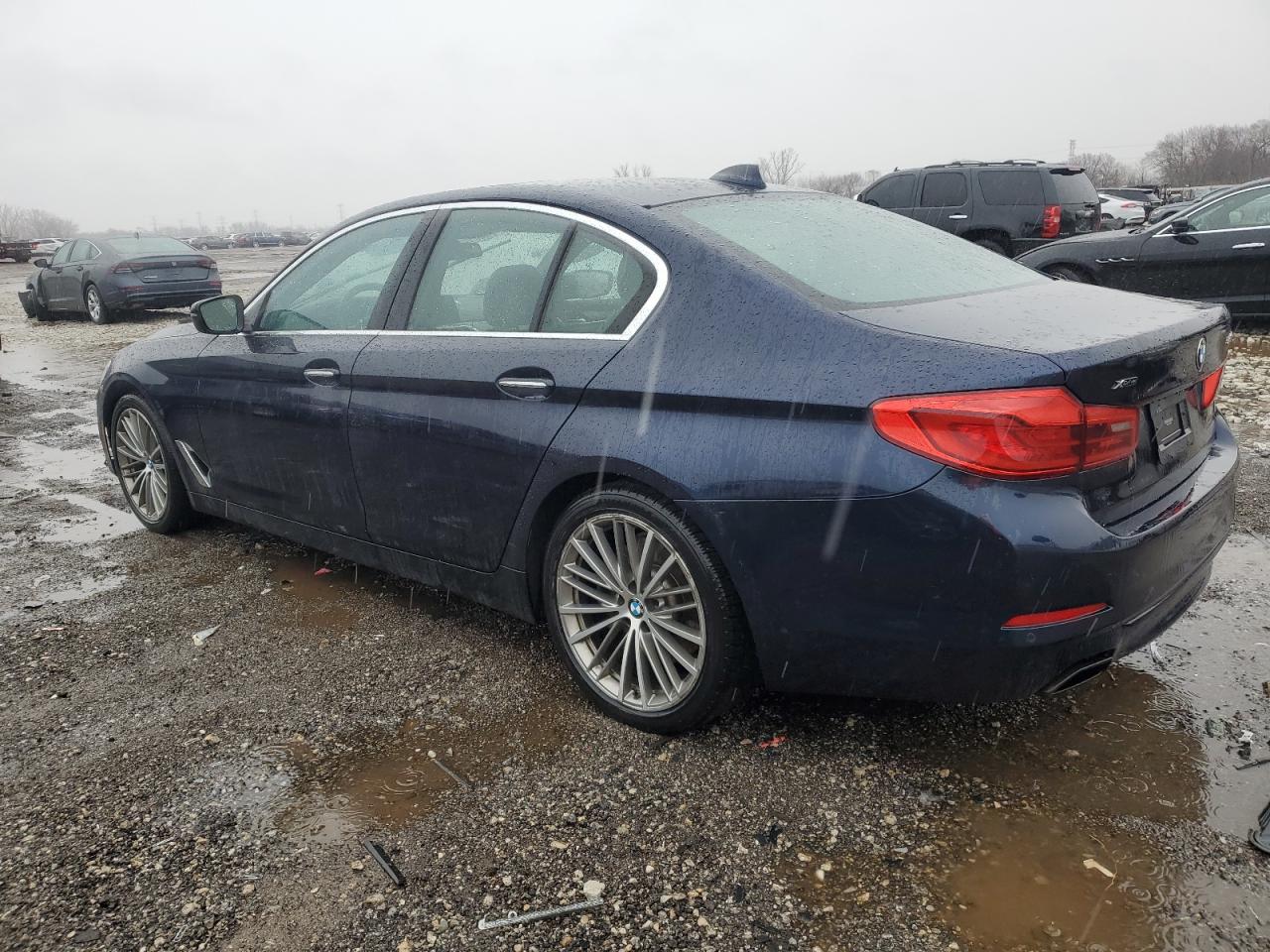 2017 BMW 5er VIN WBAJE7C30HG887202 Copart auction photo, front end damage thumbnail 2