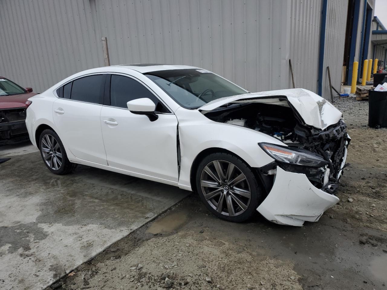 2018 Mazda 6 VIN JM1GL1WY1J1315507 Copart auction photo, front end damage thumbnail 4