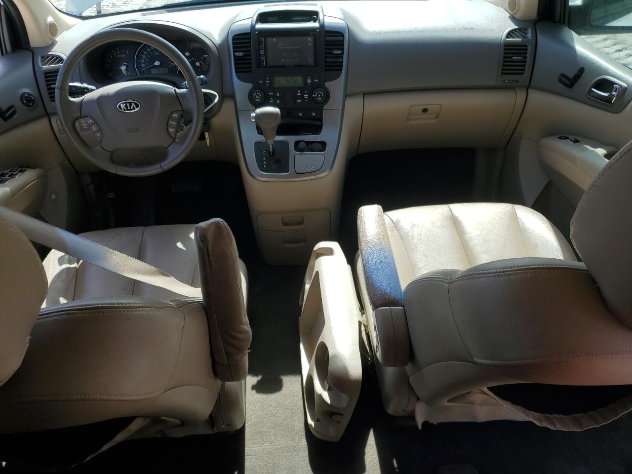2010 KIA Sedona VIN KNDMH4C33A6357016 Copart auction photo, minor dent/scratches damage thumbnail 8