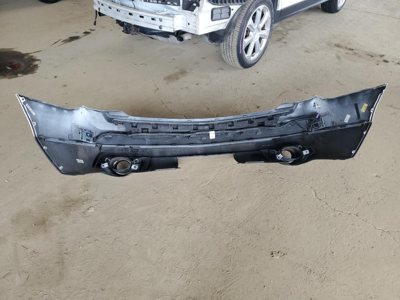 2015 Cadillac SRX VIN 3GYFNDE32FS522436 Copart auction photo, rear end damage thumbnail 13