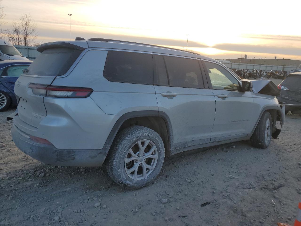 2021 Jeep Grand Cherokee VIN 1C4RJKBG4M8178947 Copart auction photo, all over damage thumbnail 3