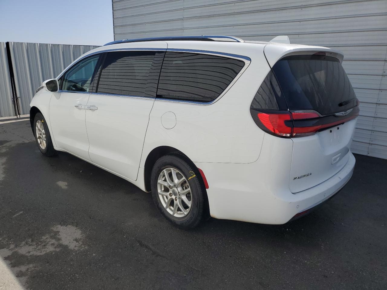 2021 Chrysler Pacifica VIN 2C4RC1BG2MR606734 Copart auction photo, front end damage thumbnail 2