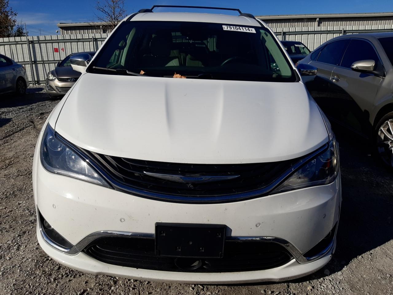 2018 Chrysler Pacifica VIN 2C4RC1N70JR258441 Copart auction photo, front end damage thumbnail 5