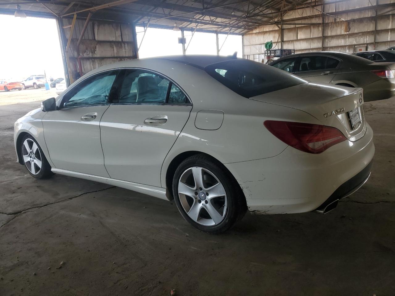 2015 Mercedes-Benz CLA-klasse VIN WDDSJ4EB8FN188257 Copart auction photo, front end / minor dent/scratches damage thumbnail 2