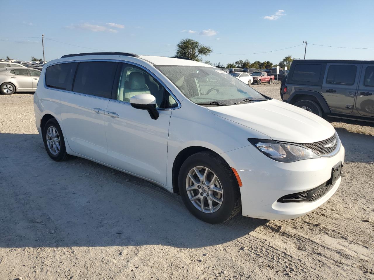 2021 Chrysler Voyager VIN 2C4RC1DG5MR542069 Copart auction photo, rear end damage thumbnail 4