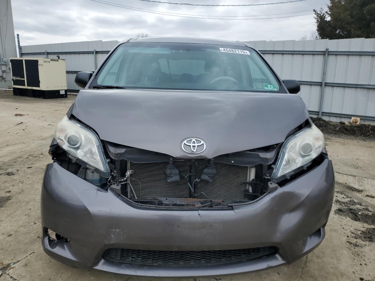2014 Toyota Sienna VIN 5TDZK3DC4ES437737 Copart auction photo, front end damage thumbnail 5