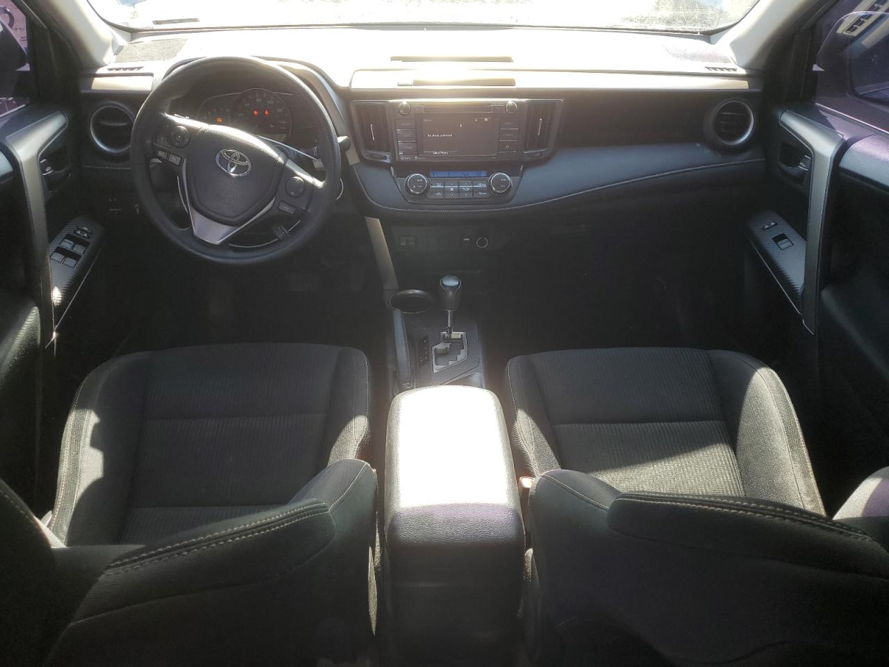 2015 Toyota RAV 4 VIN 2T3RFREV4FW305939 Copart auction photo, water/flood damage thumbnail 8