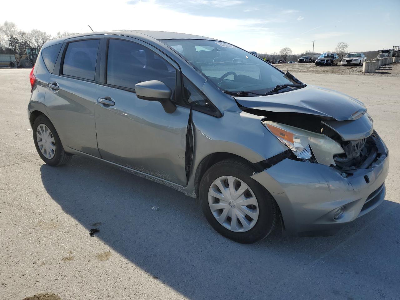 2015 Nissan Versa VIN 3N1CE2CP8FL395269 Copart auction photo, front end / minor dent/scratches damage thumbnail 4