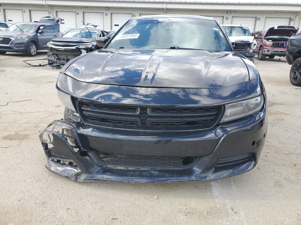 2019 Dodge Charger VIN 2C3CDXKT5KH514785 Copart auction photo, side / front end damage thumbnail 5