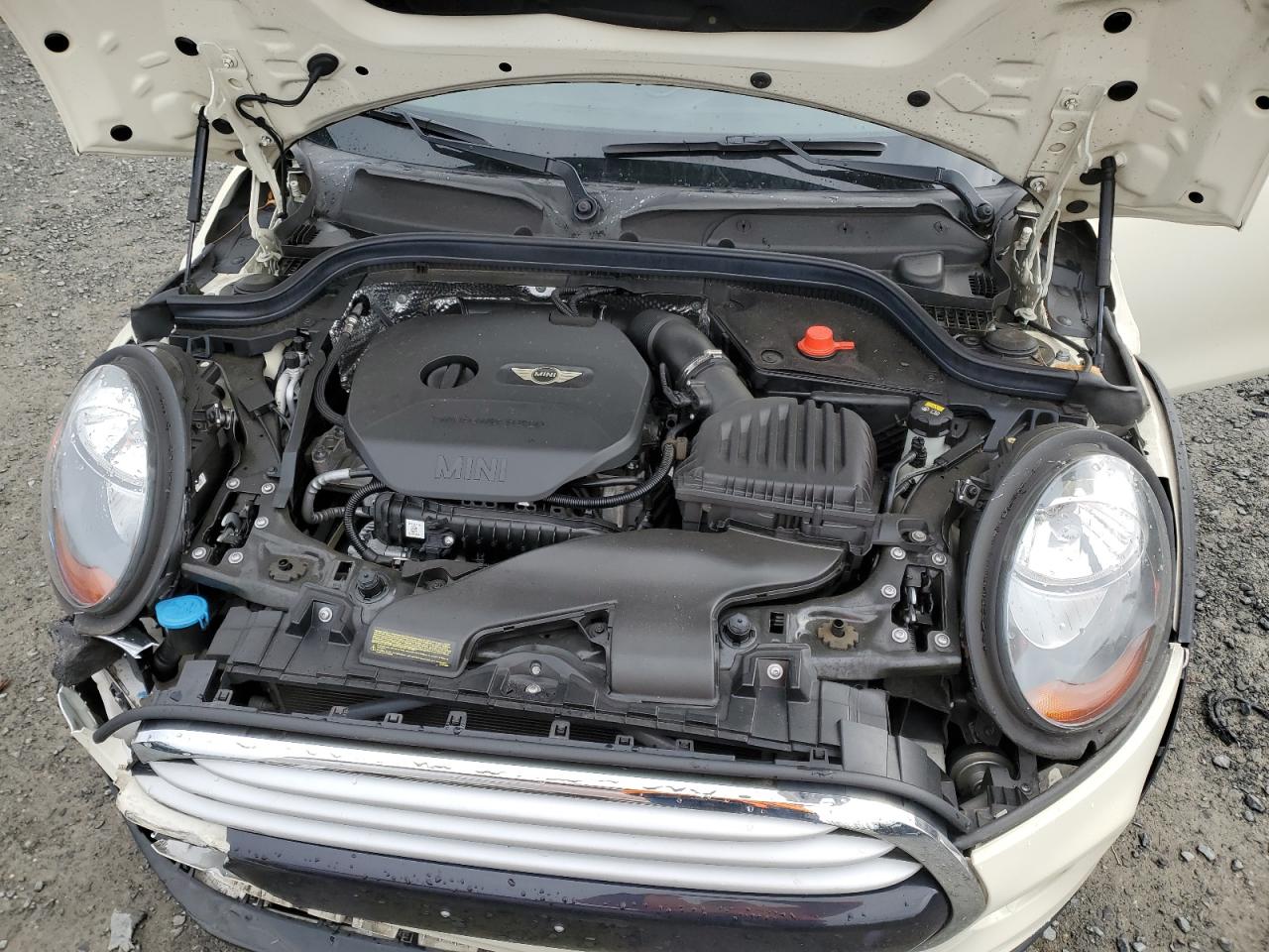 2015 MINI Cooper VIN WMWXM5C58F3A57593 Copart auction photo, front end damage thumbnail 11