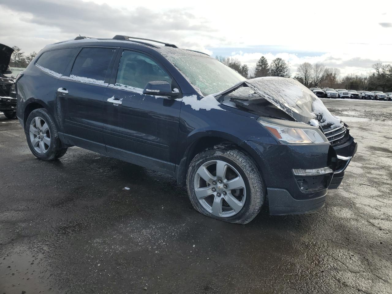 2017 Chevrolet Traverse VIN 1GNKVGKD8HJ276023 Copart auction photo, front end / rear end damage thumbnail 4