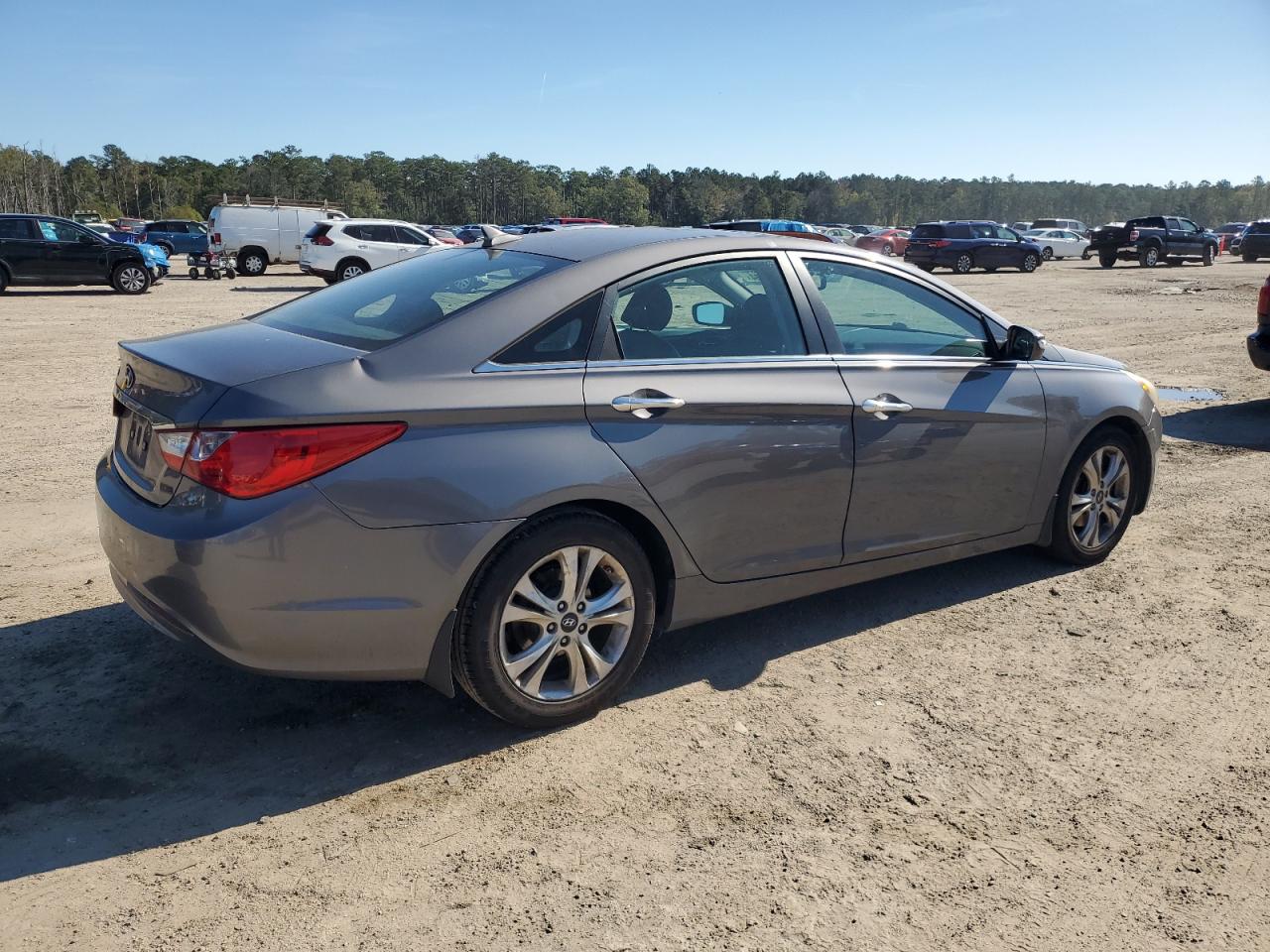 2011 Hyundai Sonata VIN 5NPEC4AC8BH215399 Copart auction photo, front end damage thumbnail 3