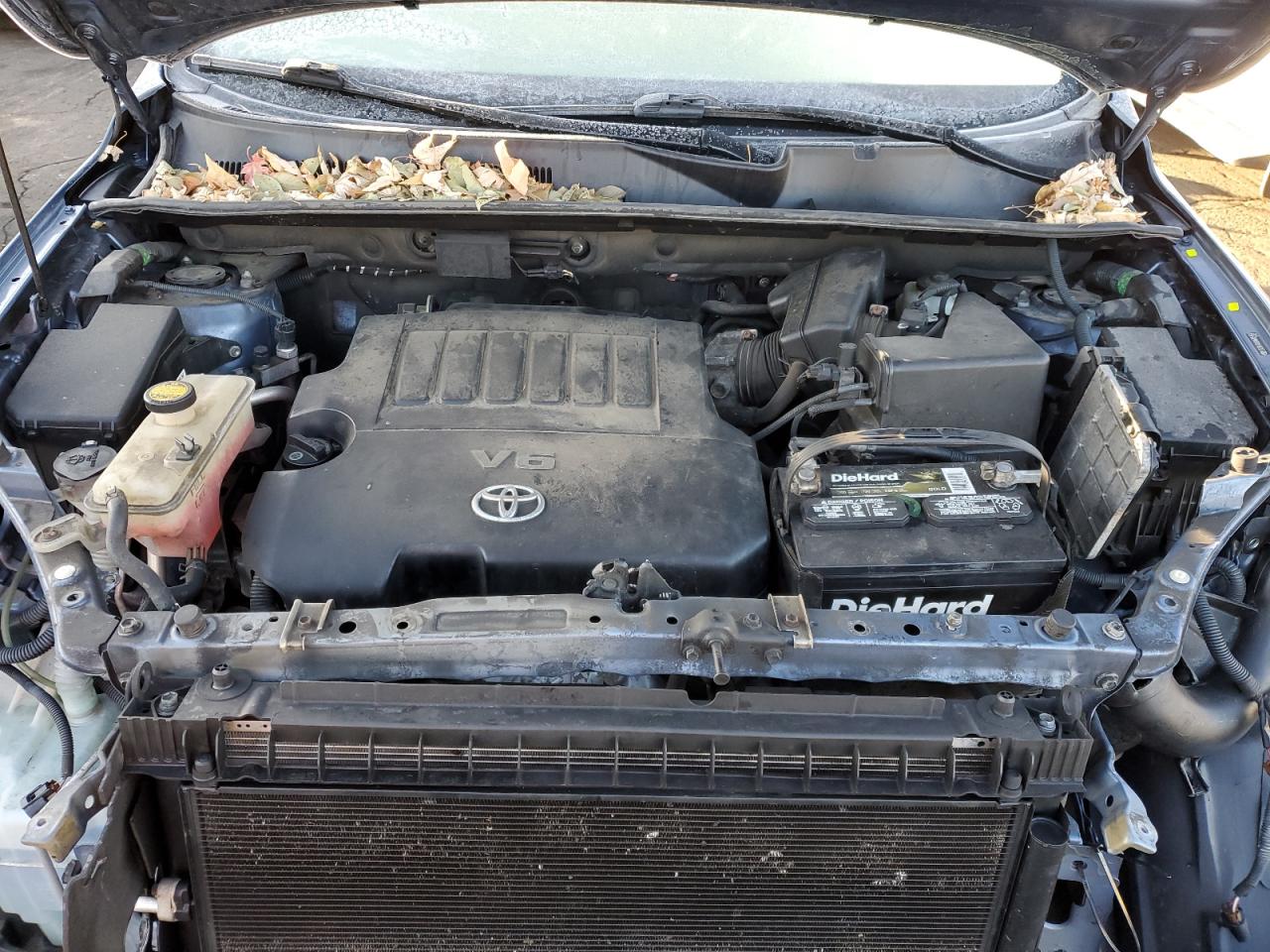 2010 Toyota RAV 4 VIN 2T3BK4DV8AW025452 Copart auction photo, front end damage thumbnail 13
