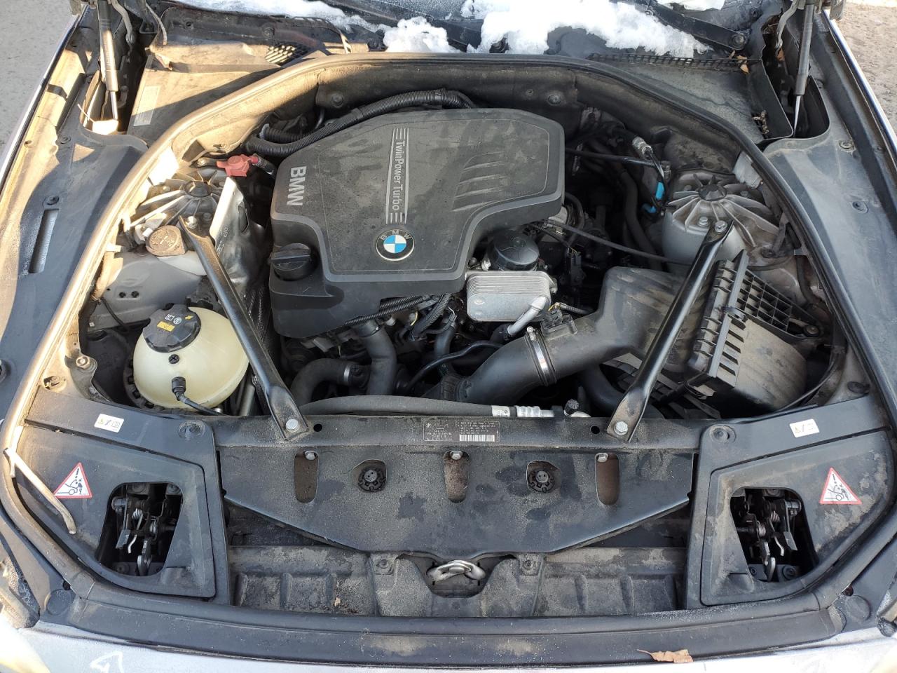 2012 BMW 5er VIN WBAXG5C5XCDX06126 Copart auction photo, front end damage thumbnail 11