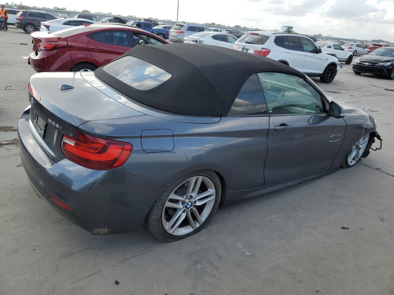 2015 BMW 2er VIN WBA1K5C5XFV473884 Copart auction photo, front end damage thumbnail 3