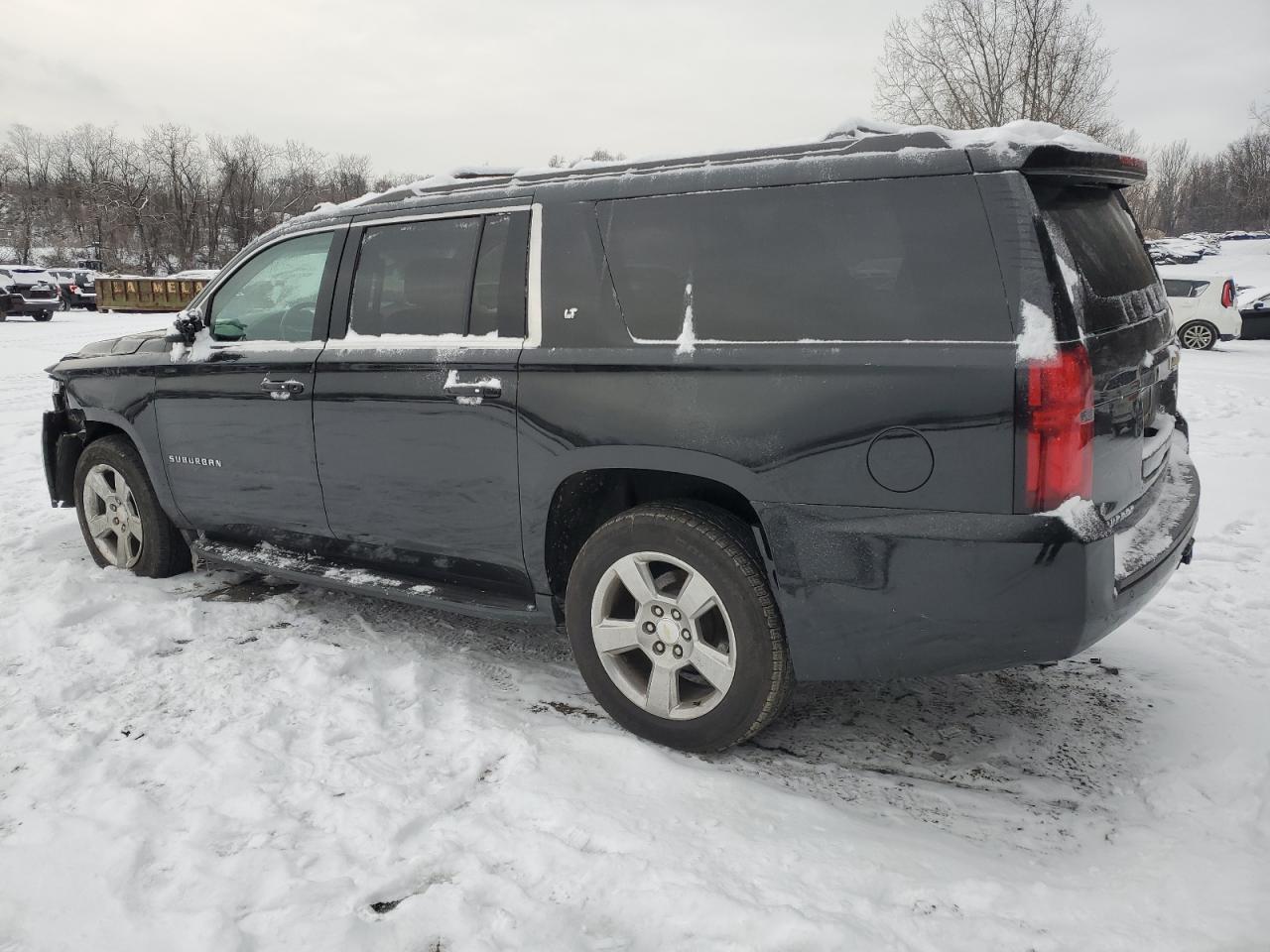 2019 Chevrolet Suburban VIN 1GNSKHKC0KR131413 Copart auction photo, all over / front end damage thumbnail 2