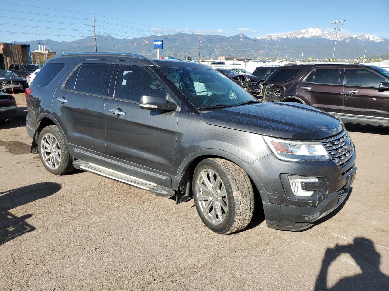 2017 Ford Explorer VIN 1FM5K8F89HGA35209 Copart auction photo, all over damage thumbnail 4