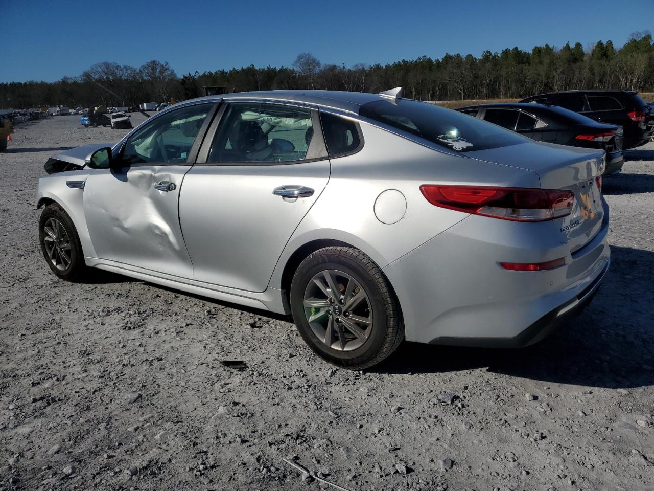 2020 KIA Optima VIN 5XXGT4L3XLG388070 Copart auction photo, front end / side damage thumbnail 2