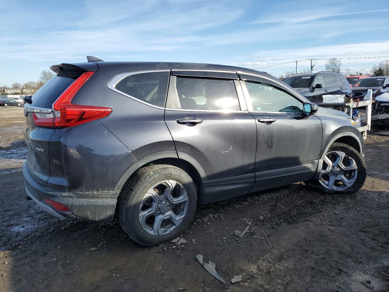 2018 Honda CR-V VIN 7FARW2H80JE034751 Copart auction photo, front end / rear end damage thumbnail 3