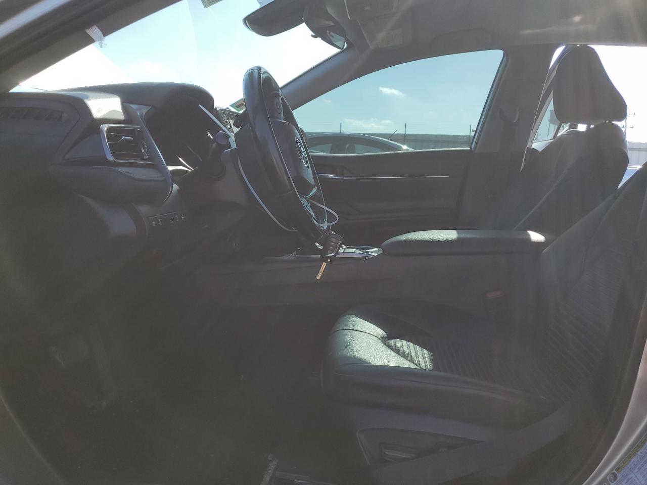 2021 Toyota Camry VIN 4T1G11BK3MU045072 Copart auction photo, side / front end damage thumbnail 7