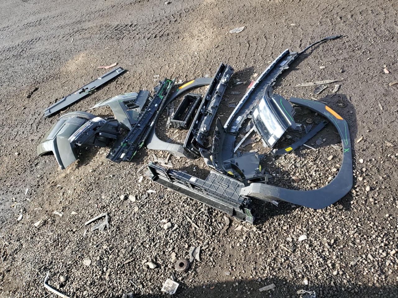 2025 Hyundai Santa Fe VIN 5NMP2DG15SH034372 Copart auction photo, front end damage thumbnail 15