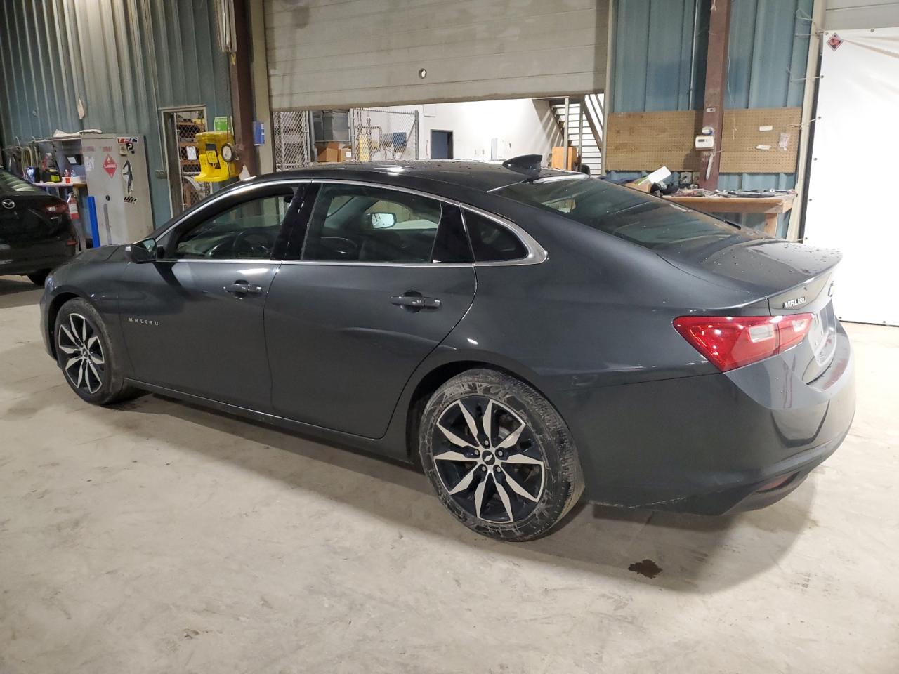 2017 Chevrolet Malibu VIN 1G1ZE5ST8HF236829 Copart auction photo, minor dent/scratches / burn - interior damage thumbnail 2