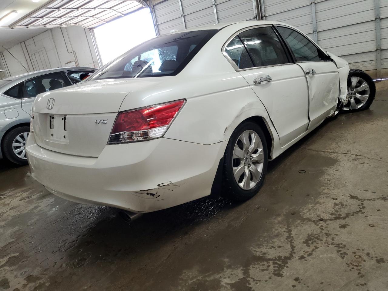 2008 Honda Accord VIN 1HGCP36888A005767 Copart auction photo, front end / side damage thumbnail 3