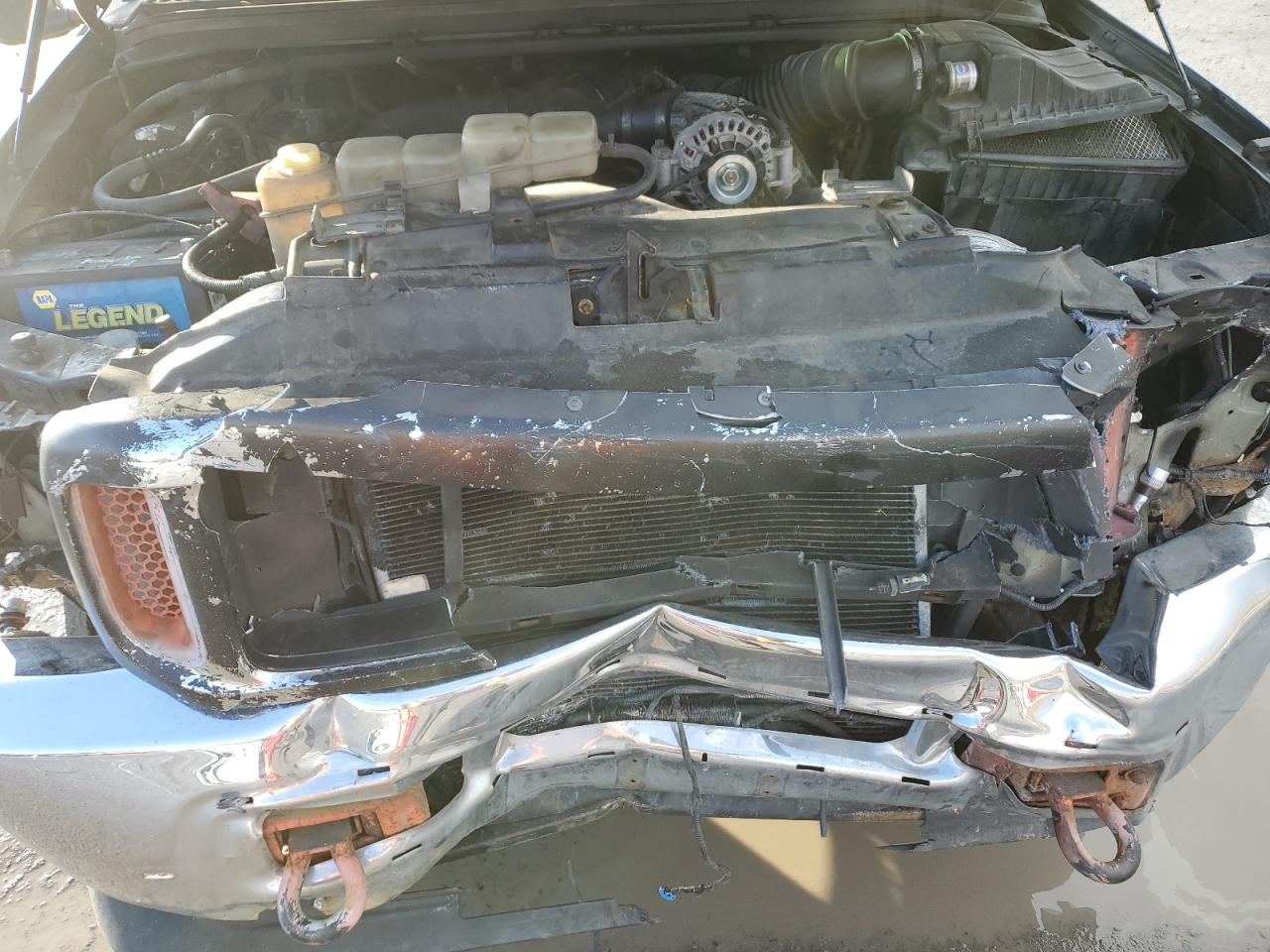 2001 Ford F250 VIN 1FTNX21F71EC78575 Copart auction photo, front end damage thumbnail 12