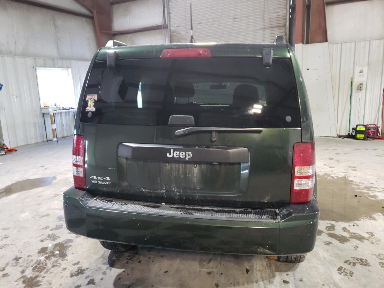 2011 Jeep Liberty (North America) VIN 1J4PN2GK5BW592332 Copart auction photo, front end damage thumbnail 6