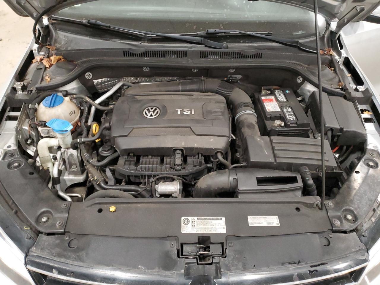 2015 Volkswagen Jetta VIN 3VWD17AJ8FM234114 Copart auction photo, front end / side damage thumbnail 11