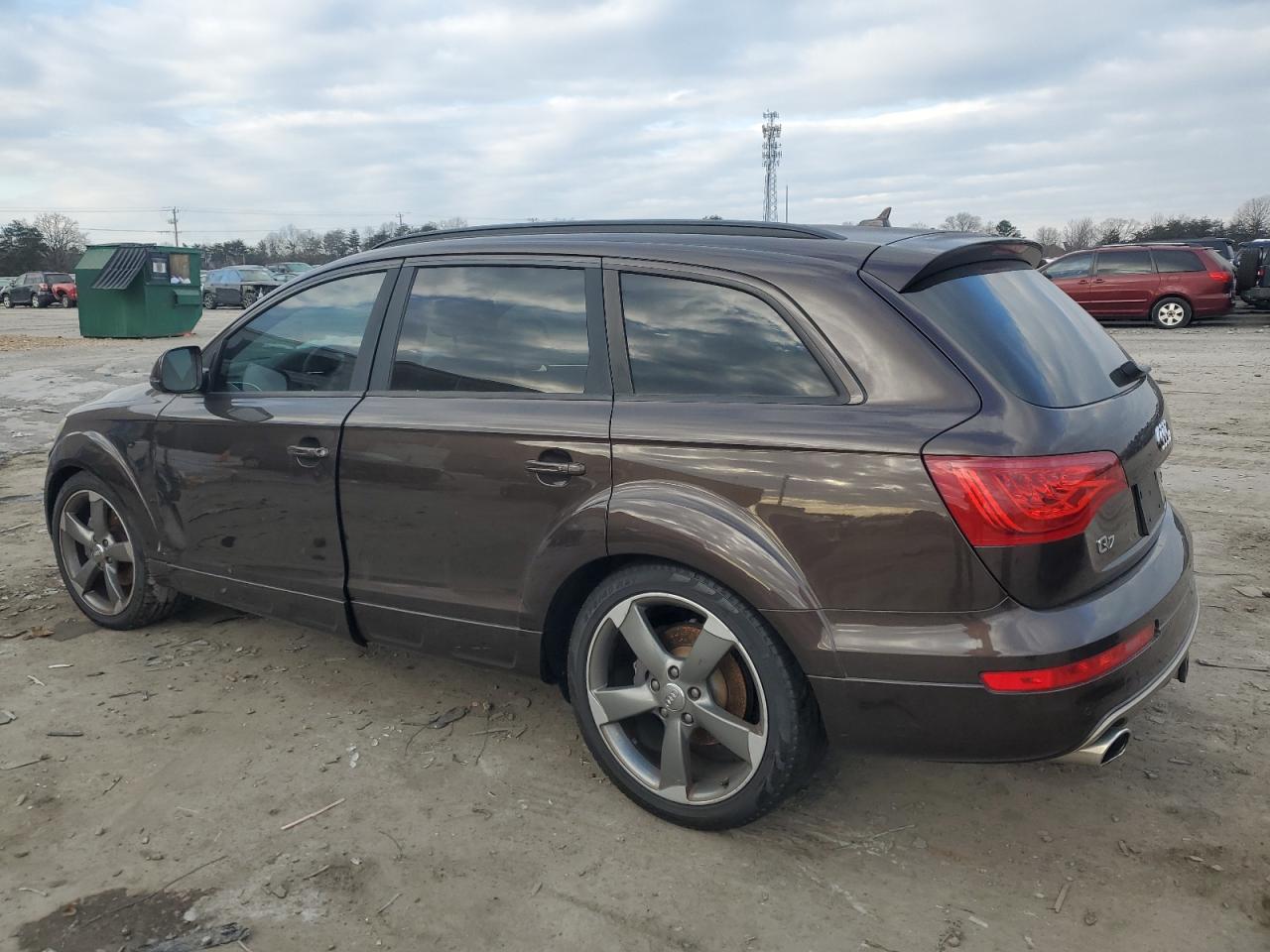 2014 Audi Q7 VIN WA1VMBFE9ED016362 Copart auction photo, side / minor dent/scratches damage thumbnail 2