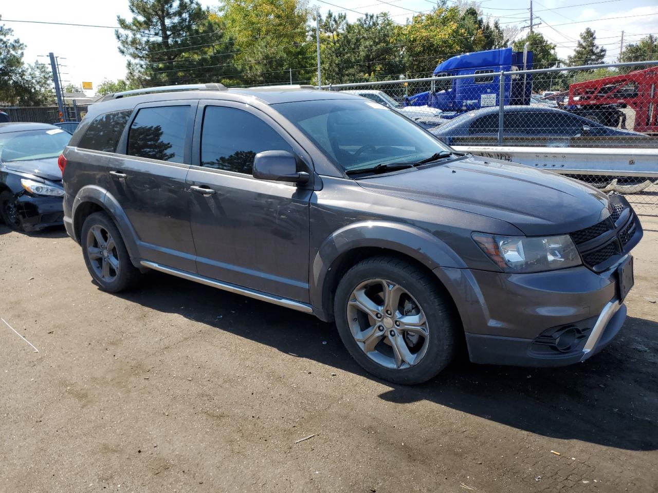 2017 Dodge Journey VIN 3C4PDDGG4HT633662 Copart auction photo, front end damage thumbnail 4