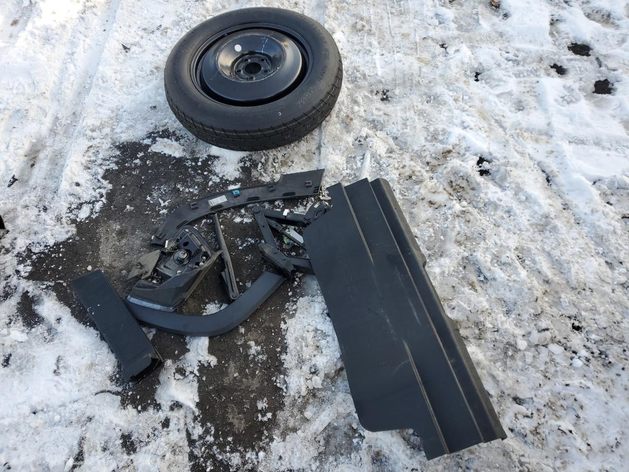 2019 Jeep Grand Cherokee VIN 1C4PJMDX1KD166338 Copart auction photo, rear end damage thumbnail 13